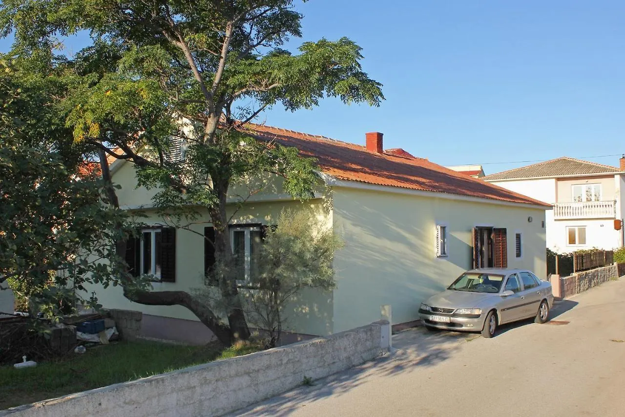 Apartments With A Parking Space Povljana, Pag - 9353 0*, ポヴリャナ